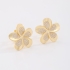 BR-03123 BRINCO BANHADO A OURO 18K DE FLOR COM PÉTALAS EM DETALHES DE ZIRCÔNIAS