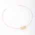 CH-0337 CHOKER DE ARO BANHADA A OURO 18K COM DETALHE CENTRAL EM PÉROLAS.