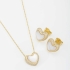 CJ-00254 CONJUNTO BANHADO A OURO 18K COM PINGENTE E BRINCOS EM FORMATO DE CORAÇÃO