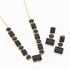 CJ-00292 CONJUNTO COM PEDRAS PRETAS LAPIDADAS EM FORMATO OVAL E RETANGULAR