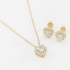 CJ-00295 CONJUNTO BANHADO A OURO 18K COM PEDRA EM FORMATO DE CORAÇÃO E DETALHES EM ZIRCÔNIAS