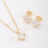 CJ-00348 CONJUNTO BANHADO A OURO 18K COM PINGENTE E BRINCOS EM FORMATO QUADRADO