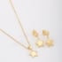 CJS-00044 CONJUNTO BANHADO A OURO 18K COM DESIGN DELICADO E ATEMPORAL, APRESENTANDO COLAR COM PINGENTE EM FORMATO DE ESTRELA LISA