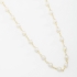 GR-00935 COLAR BANHADO A OURO 18K COM PÉROLAS INTERCALADAS EM CORRENTE DELICADA,