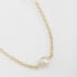 GR-01569 COLAR BANHADO A OURO 18K COM CORRENTE DELICADA E PÉROLAS EM FORMATO DE CORAÇÃO