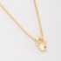 GR-02095 COLAR COM PINGENTE DE MENINA E DETALHE EM ZIRCÔNIA ROSA