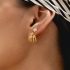 BR-00944 BRINCO EAR HOOK ESTRELA COM MICRO ZIRCÔNIAS 