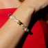 PU-00951 PULSEIRA BANHADA A OURO 18K COM DETALHES EM PÉROLAS IRREGULARES E ESFERAS