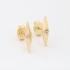 OUTB-00705 BRINCO BANHADO A OURO 18K COM DESIGN GEOMÉTRICO