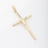 PG-00012 PINGENTE EM FORMATO DE CRUZ COM DETALHE DO CRISTO CRUCIFICADO