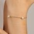 PU-00072 PULSEIRA COM DETALHES EM PÉROLAS E ELOS DELICADOS