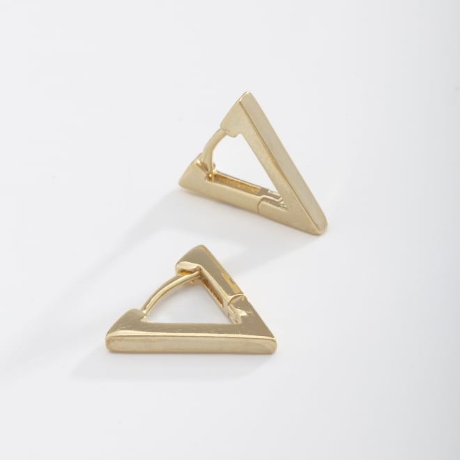 AC-0236 BRINCO ARGOLA CLICK BANHADO A OURO 18K EM FORMATO TRIANGULAR