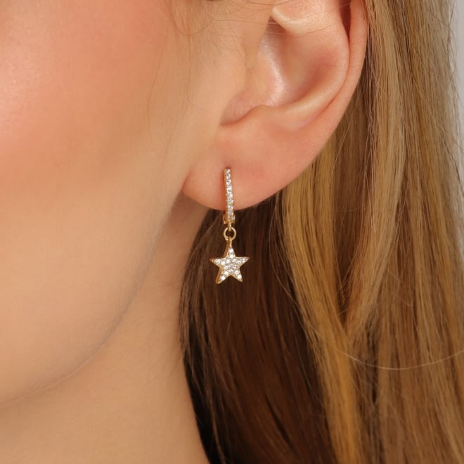 AC-0246-ARGOLA COM PINGENTE DE ESTRELA CRAVEJADA EM ZIRCÔNIAS