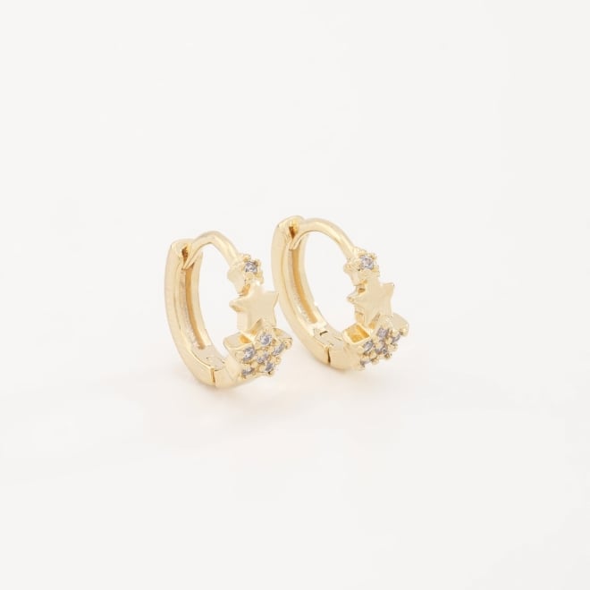 AC-0275 BRINCO BANHADO A OURO 18K  DE ARGOLA COM DETALHES DE ESTRELAS