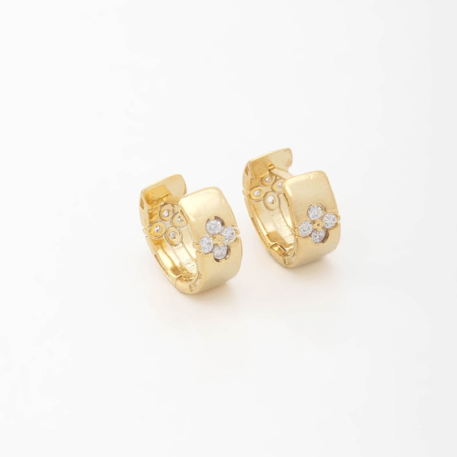AC-0858 ARGOLA COM DETALHE FLORAL EM ZIRCÔNIAS