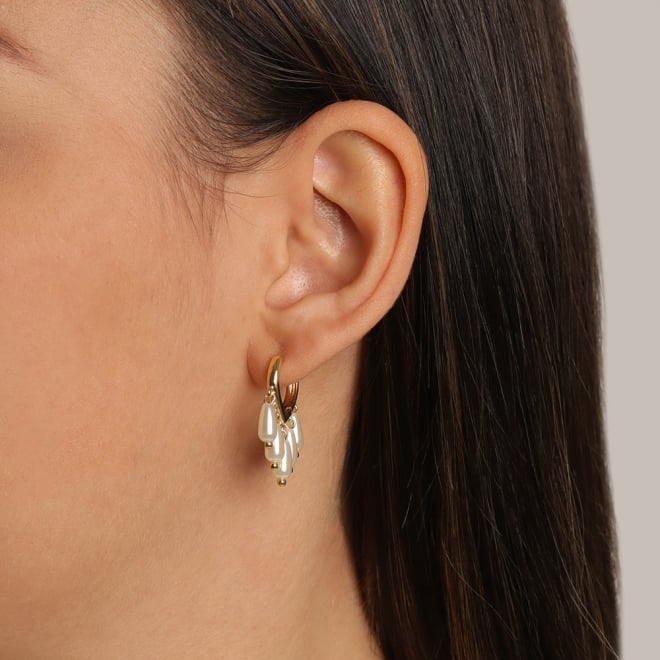 AC-0934 BRINCO ARGOLA BANHADO A OURO 18K COM PINGENTES EM PÉROLAS ALONGADAS