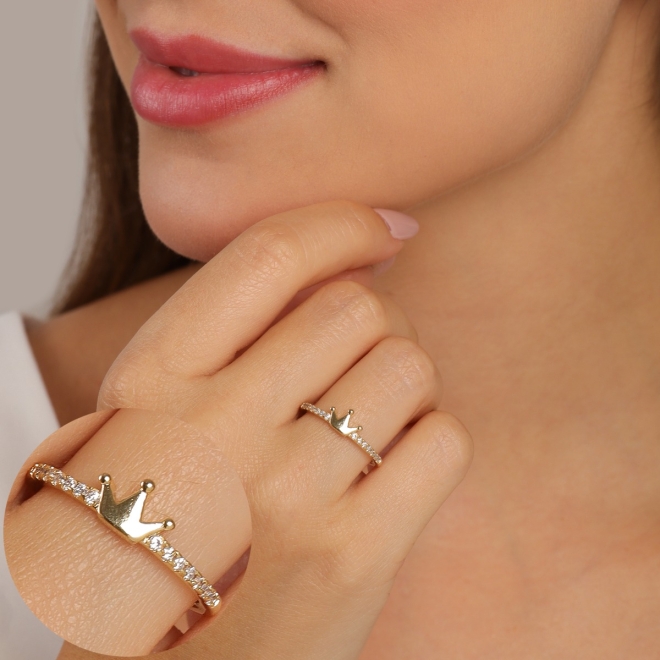 AN-01898 ANEL BANHADO A OURO 18K COM DESIGN DELICADO EM FORMATO DE COROA