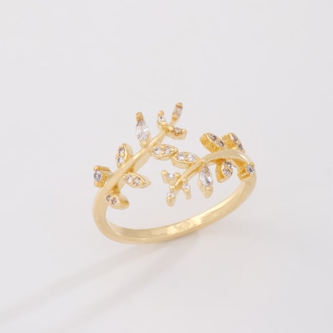 AN-01922 ANEL BANHADO A OURO 18K COM DESIGN FLORAL E DETALHES CRAVEJADOS