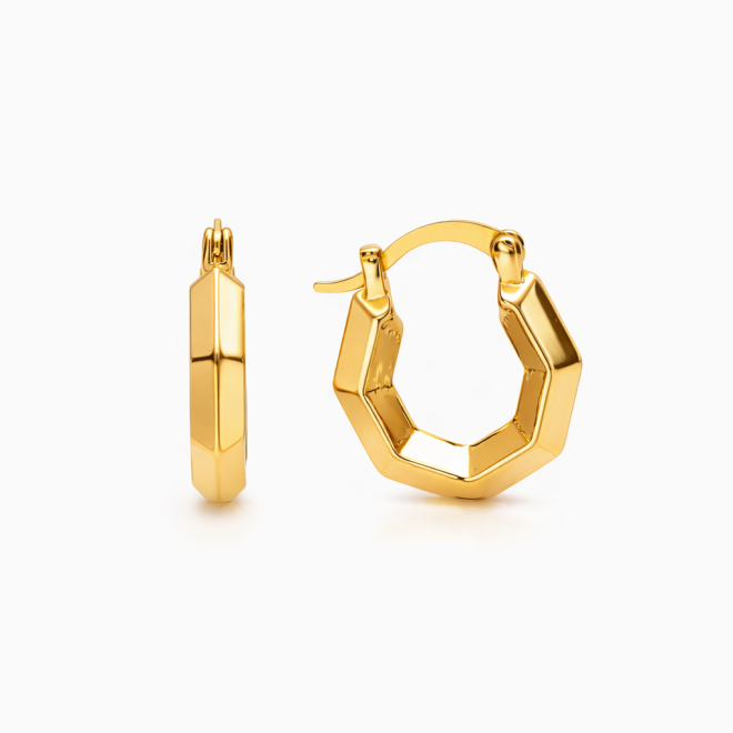 AQ-00122 BRINCO BANHADO A OURO 18K EM FORMATO DE ARGOLA GEOMÉTRICA
