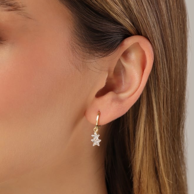 AQ-00272 ARGOLA COM PINGENTES DE ESTRELAS EM ZIRCÔNIAS