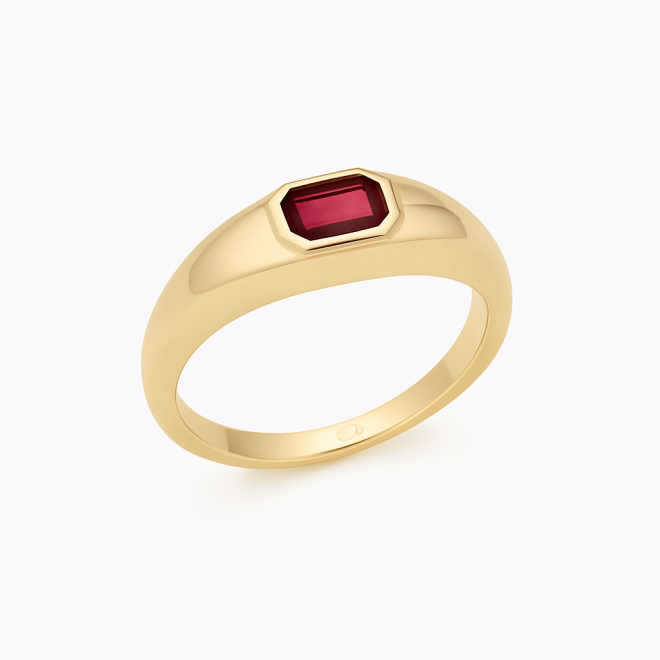AX-00100 ANEL BANHADO A OURO 18K COM DESIGN LISO E ELEGANTE