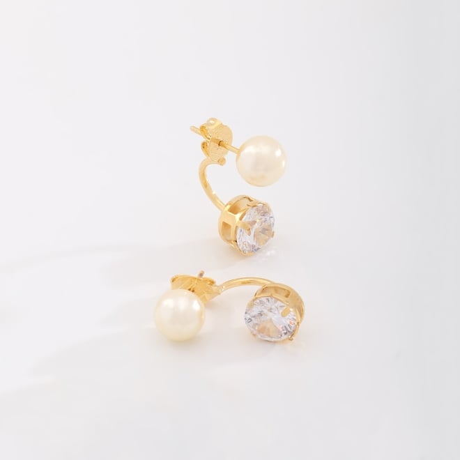 BR-00087 BRINCO BANHADO A OURO 18K COM DESIGN DUPLO, COM PÉROLA E ZIRCÔNIA REDONDA