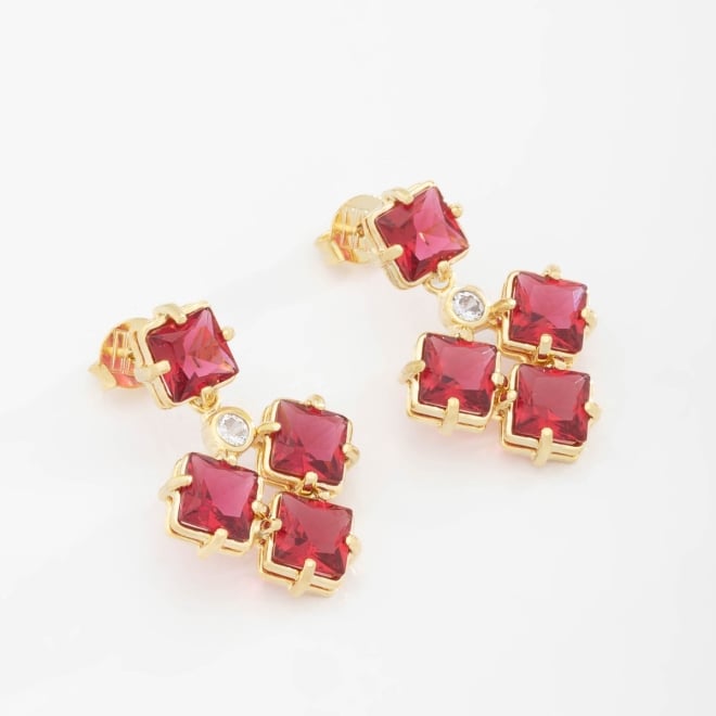 BR-00824 BRINCO BANHADO A OURO 18K LINHA LUXO COM PEDRAS EM FORMATO QUADRADO