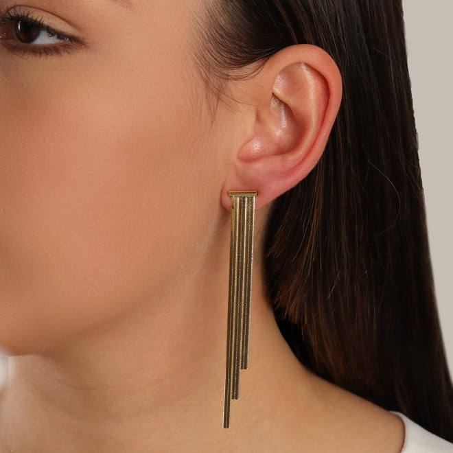 BR-01092 BRINCO BANHADO A OURO 18K COM DESIGN EM FRANJAS DE CORRENTES FINAS