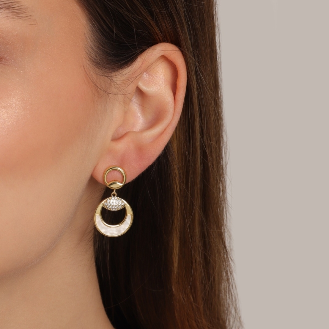 BR-02903 BRINCO BANHADO A OURO 18K COM DESIGN EM CÍRCULOS VAZADOS