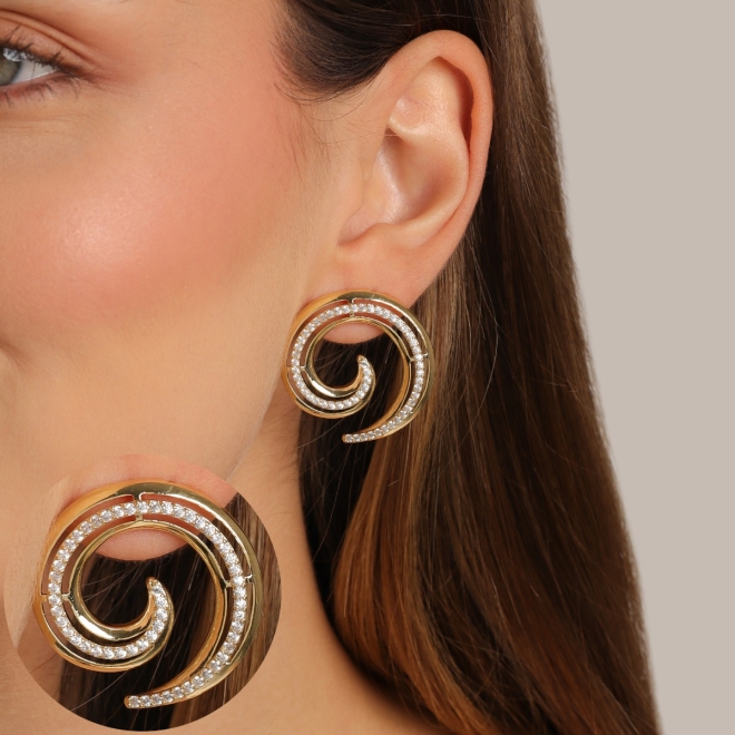 BR-03046 BRINCO BANHADO A OURO 18K COM DESIGN EM ESPIRAL