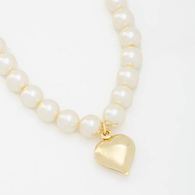 CH-0011 CHOKER EM PÉROLAS E PINGENTE EM FORMATO DE CORAÇÃO