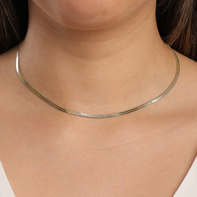 CH-0059 CHOKER BANHADA A OURO 18K COM CORRENTE MALHA LISA E ACABAMENTO LAMINADO