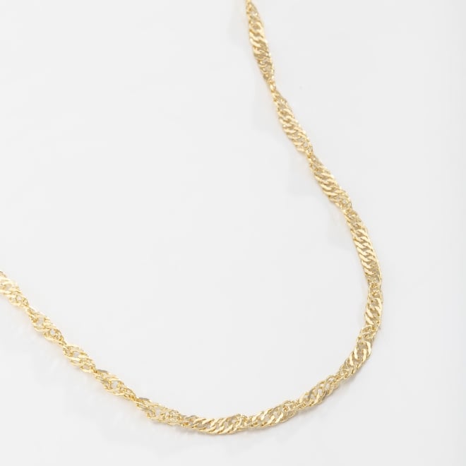 CR-00153 CORRENTE BANHADA A OURO 18K TIPO CINGAPURA COM DESIGN TORCIDO