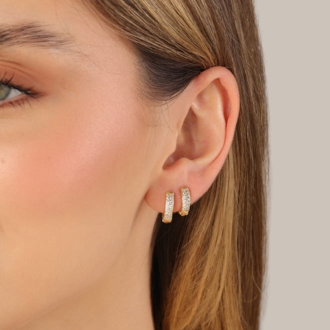 DAC-0026 ARGOLA DUPLA BANHADA A OURO 18K COM DETALHES CRAVEJADOS