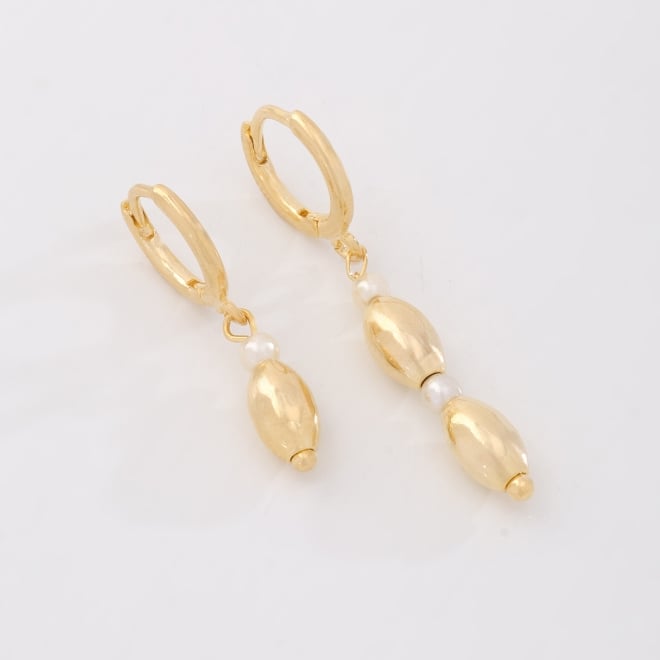 DAC-0046 -BRINCO BANHADO A OURO 18K  DE ARGOLA COM PINGENTES EM ESFERAS