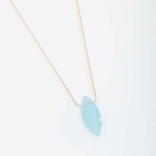 GR-01916 COLAR COM PINGENTE EM CRISTAL TRANSPARENTE LAPIDADO