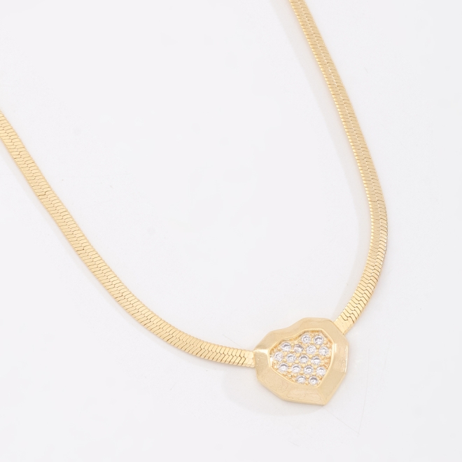GR-02227 COLAR BANHADO A OURO 18K COM CORRENTE SNAKE E PINGENTE DE CORAÇÃO EM ZIRCÔNIAS,