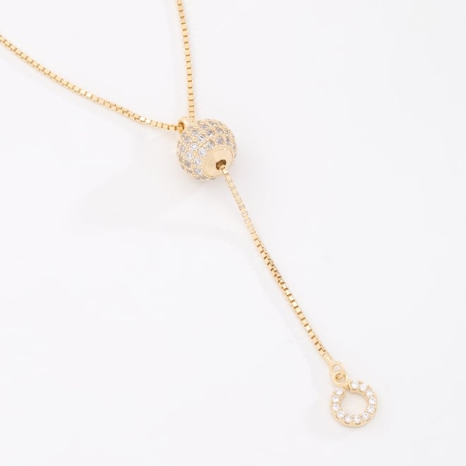 GR-02253 COLAR BANHADO A OURO 18K COM PINGENTE ESFERA EM ZIRCÔNIAS E DETALHE PENDENTE COM APLICAÇÃO EM ZIRCÔNIAS