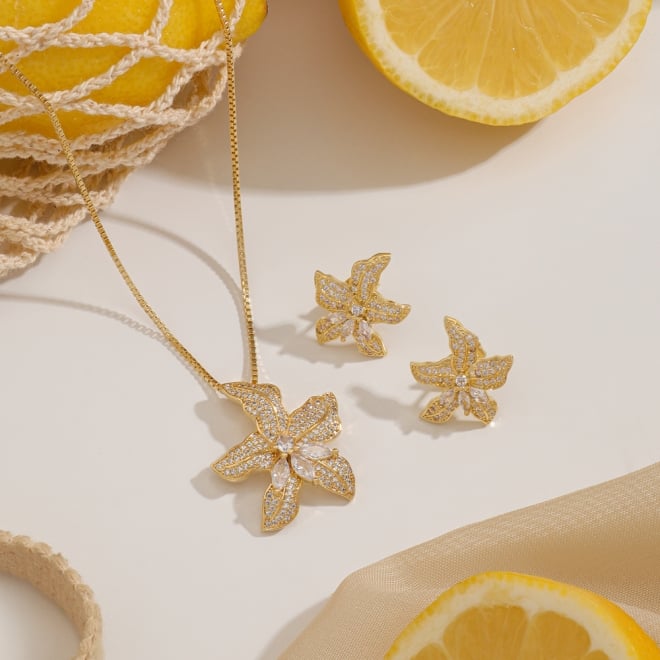 CJX-00134 CONJUNTO FLOR COM ZIRCÔNIAS