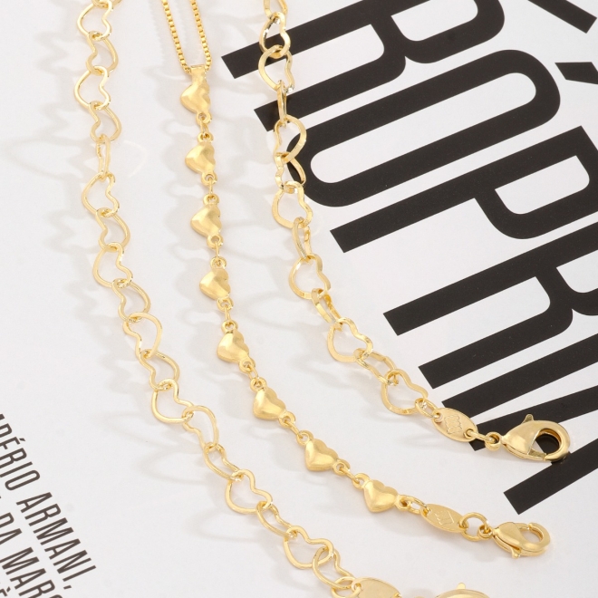 PU-00560 PULSEIRA COM ELOS EM FORMATO DE CORAÇÃO