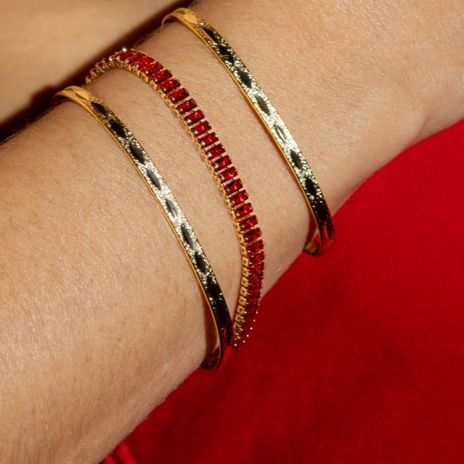 PX-0042 PULSEIRA RIVIERA BANHADA A OURO 18K COM ZIRCÔNIAS EM CORTE BAGUETE