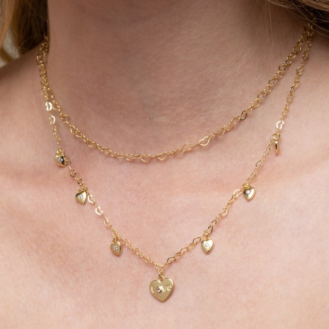 CH-0005 CHOKER BANHADA A OURO 18K COM CORRENTE DELICADA E ELOS EM FORMATO DE CORAÇÃO