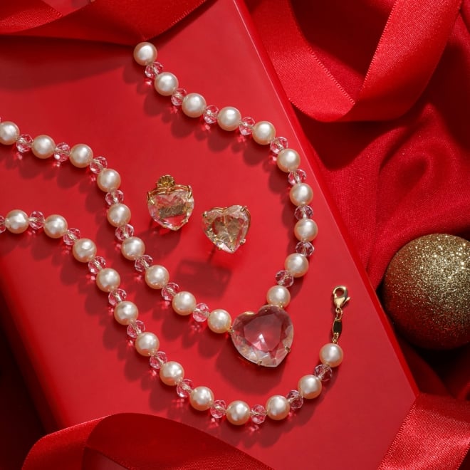 PU-00732 PULSEIRA COM PÉROLAS E DETALHES EM CRISTAL