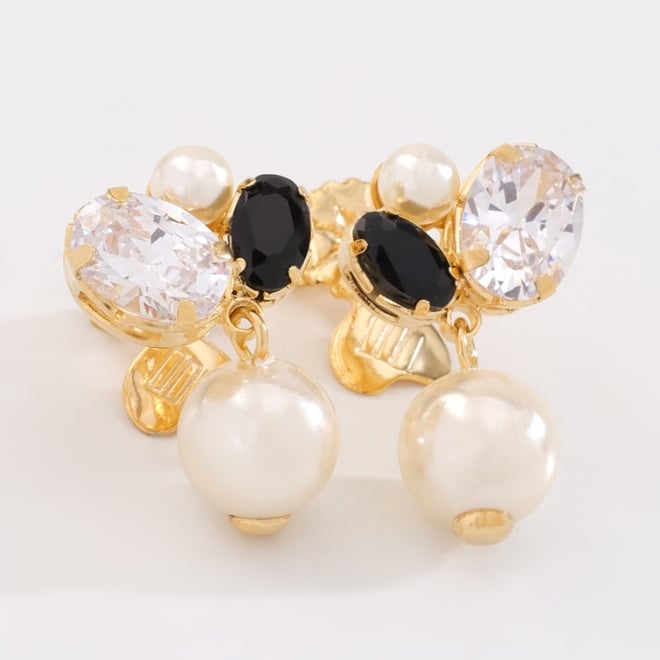 OUTB-16099 BRINCO BANHADO A OURO 18K COM ZIRCÔNIAS OVAIS E DETALHES EM PÉROLAS