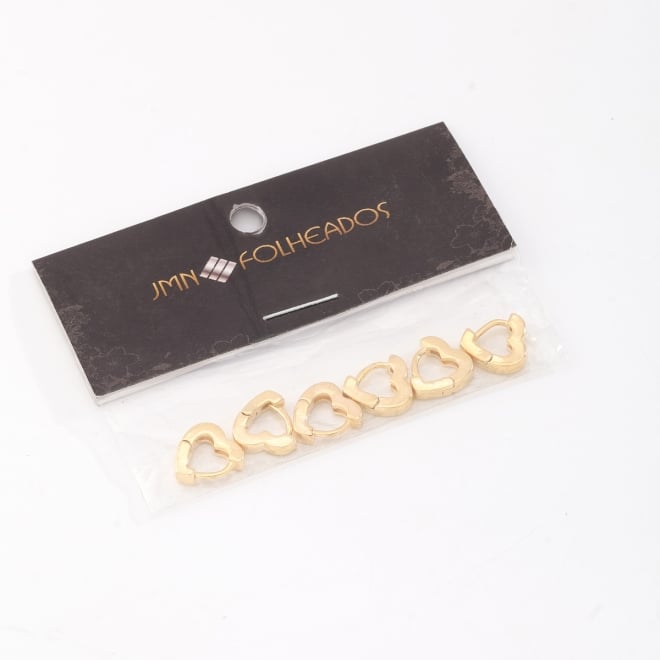 OUTKAC-0077 KIT COM 3 PARES DE ARGOLA COM DETALHES EM FORMATO DE CORAÇÃO