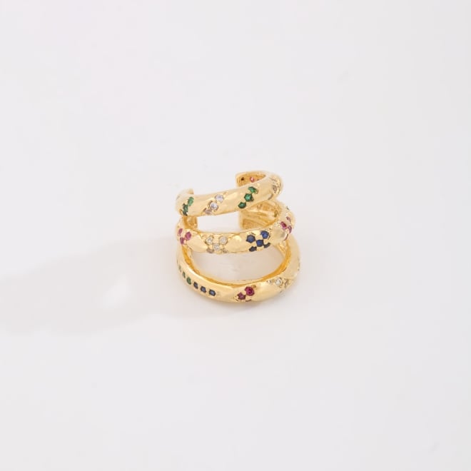 OUTPC-0274 PIERCING FAKE BANHADO A OURO 18K COM DESIGN TRIPLO EM ZIRCÔNIAS COLORIDAS
