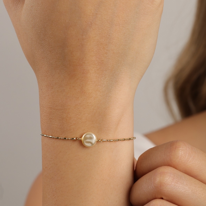 PI-00117 PULSEIRA INFANTIL BANHADA A OURO 18K COM DETALHE EM PÉROLA