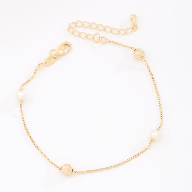 PU-00176 PULSEIRA BANHADA A OURO 18K COM VENEZIANA E DETALHES EM PÉROLAS E ESFERAS 