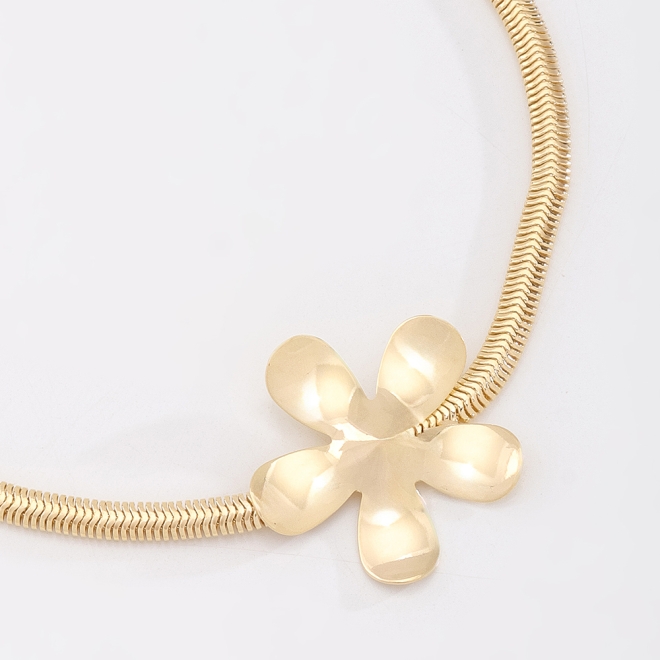PU-00408 PULSEIRA BANHADA A OURO 18K COM CORRENTE TIPO MALHA FLEX&Iacute;VEL EM FORMATO DE FLOR