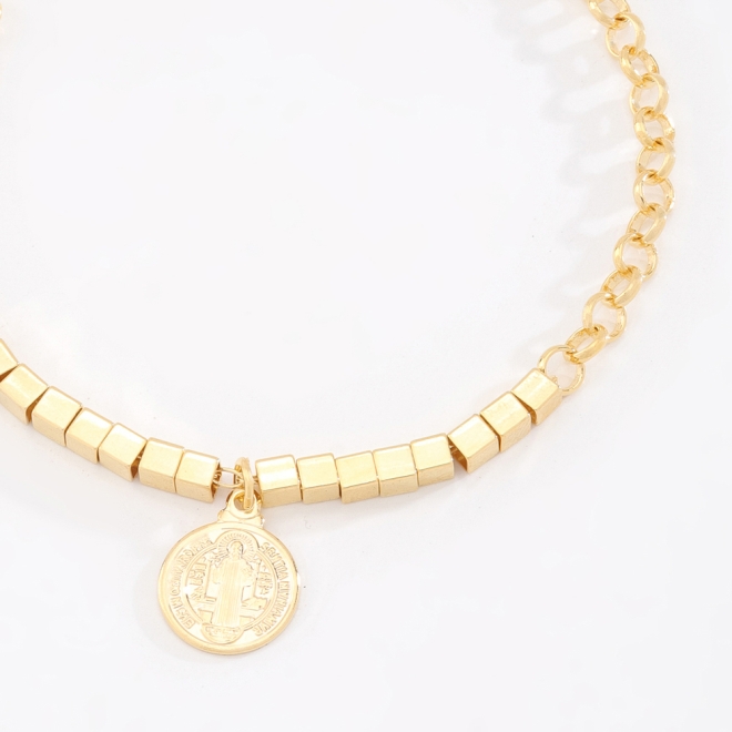PU-00517 PULSEIRA COM ELOS E DETALHES EM CUBOS